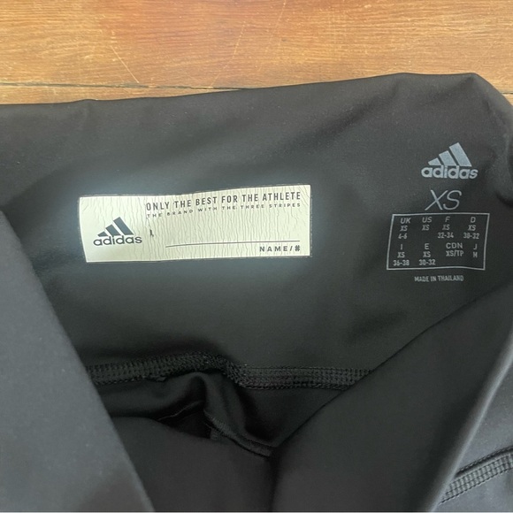 Adidas Black Performance Leggings Sleek Design - Picture 4 of 5